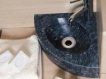 Siyah Mermer Köşe Lavabosu