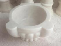 İşlemeli Kavun Dilimli Beyaz Mermer Kurna